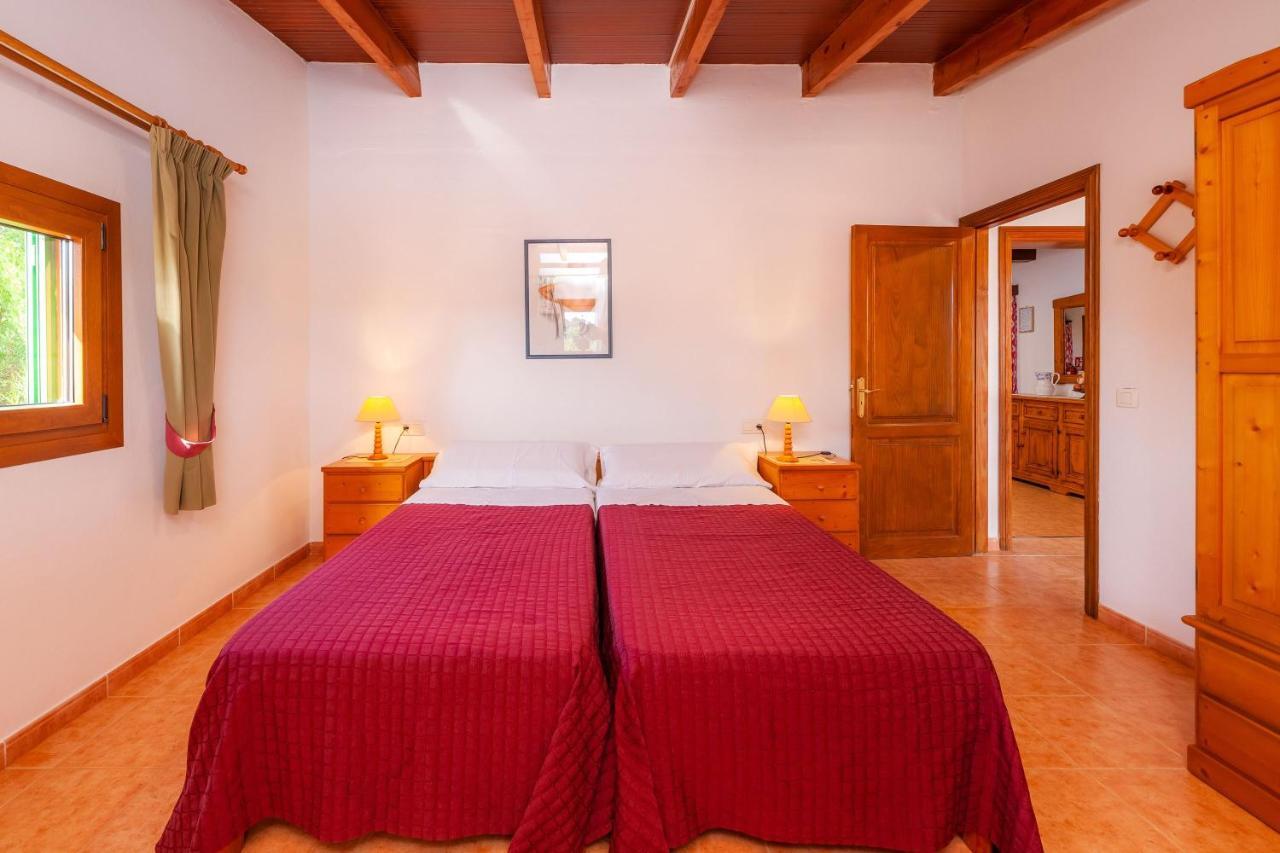 Ses Salines Cottage With Private Pool And Barbecue מראה חיצוני תמונה