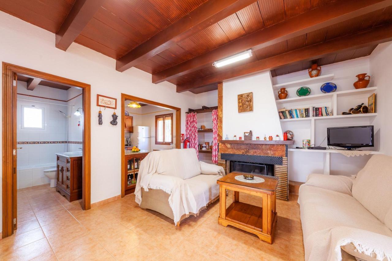 Ses Salines Cottage With Private Pool And Barbecue מראה חיצוני תמונה